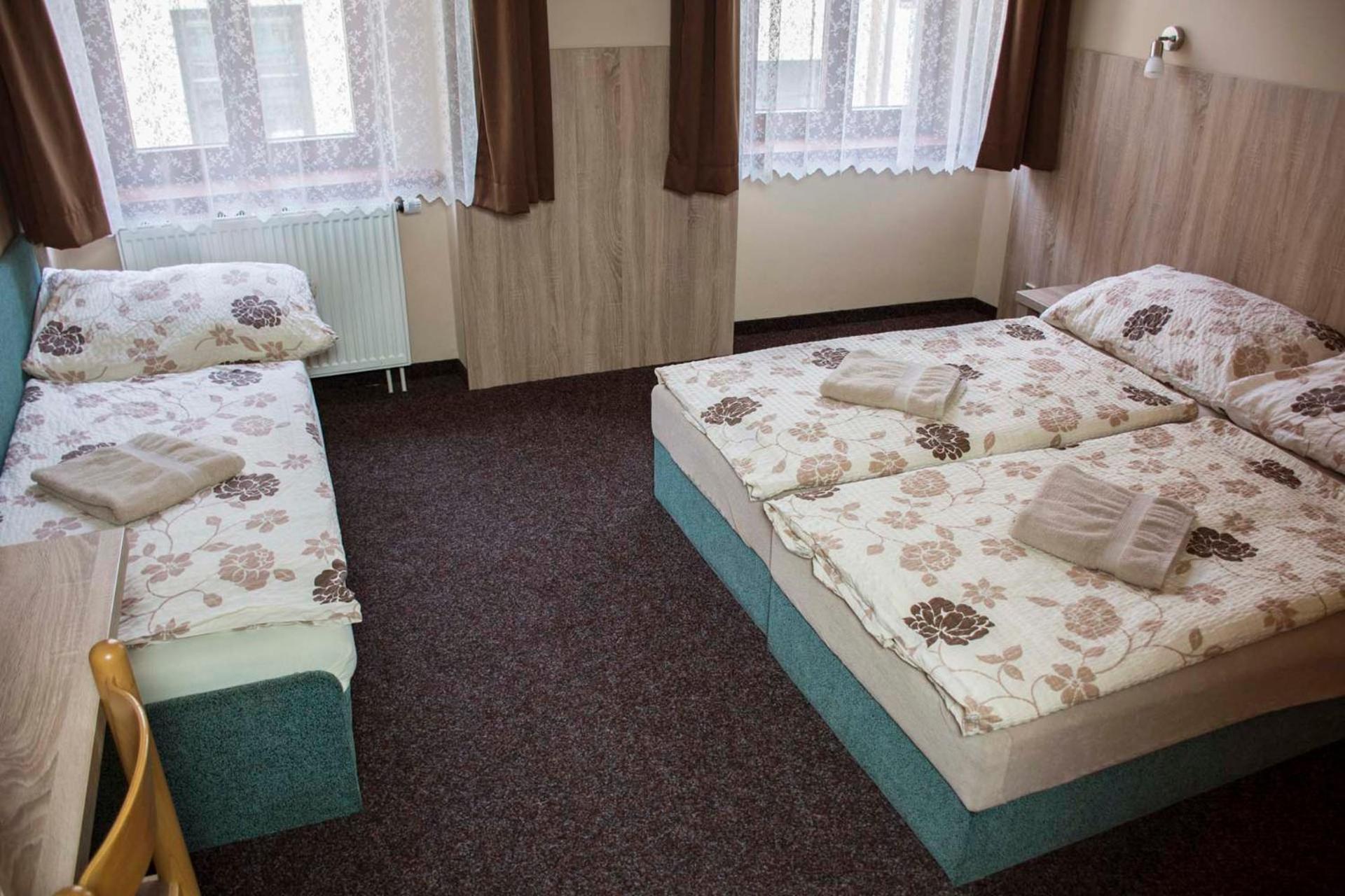 Penzion Krmelec Хрудим Экстерьер фото